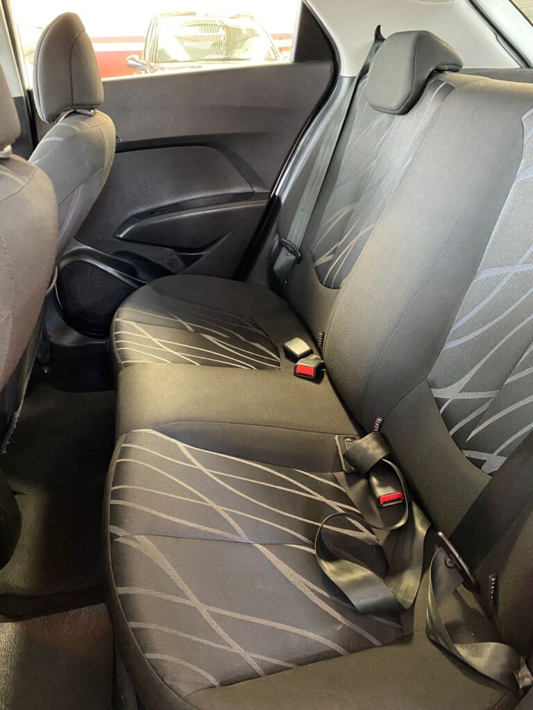 WhatsApp Image 2025-09-30 at 12.19.02 (1)