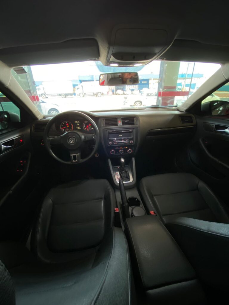 WhatsApp Image 2025-10-07 at 13.47.28 (4)