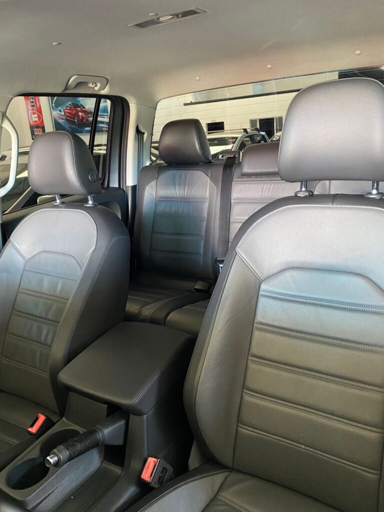 WhatsApp Image 2025-11-19 at 11.42.44 (1)