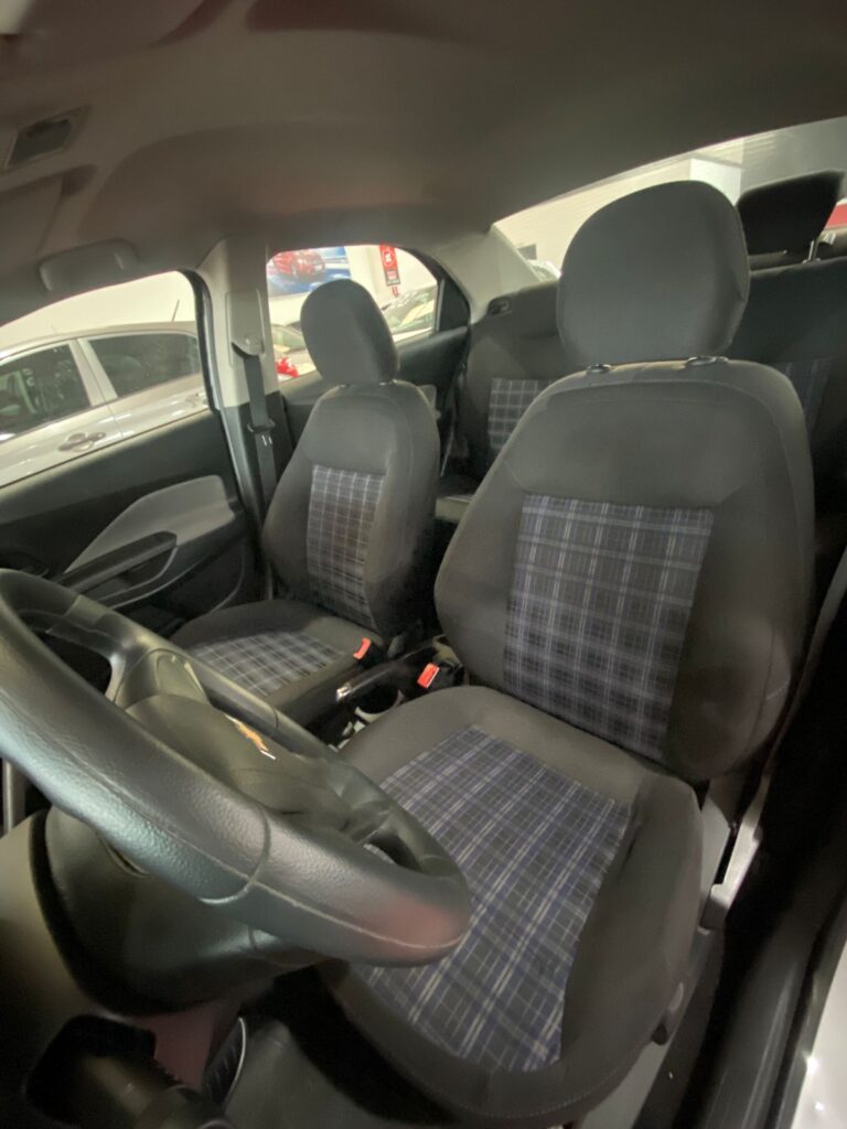 WhatsApp Image 2025-12-17 at 11.30.44 (2)